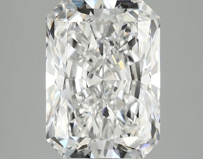 Loose Diamond - RADIANT 3.05ct E VVS2: Loose Diamond - RADIANT 3.05ct E VVS2 Source: This is a real non-mined Diamond that has been grown in a lab Shape: RADIANT Carats: 3.05 Color: E Clarity: VVS2 Certification: IGI Video: Video Link 