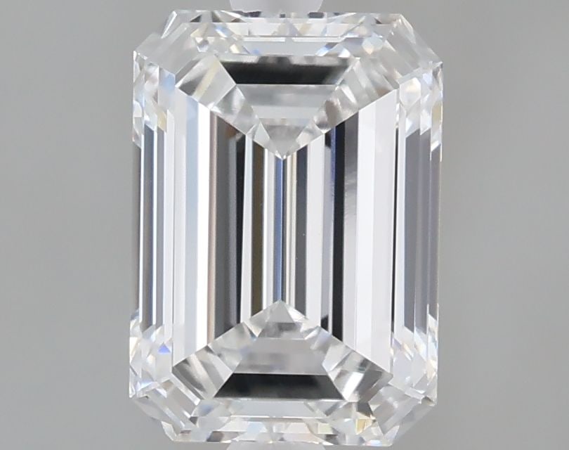 Loose Diamond - EMERALD 1.57ct D VS1: Loose Diamond - EMERALD 1.57ct D VS1 Source: This is a real non-mined Diamond that has been grown in a lab Shape: EMERALD Carats: 1.57 Color: D Clarity: VS1 Certification: IGI Video: Video Link The