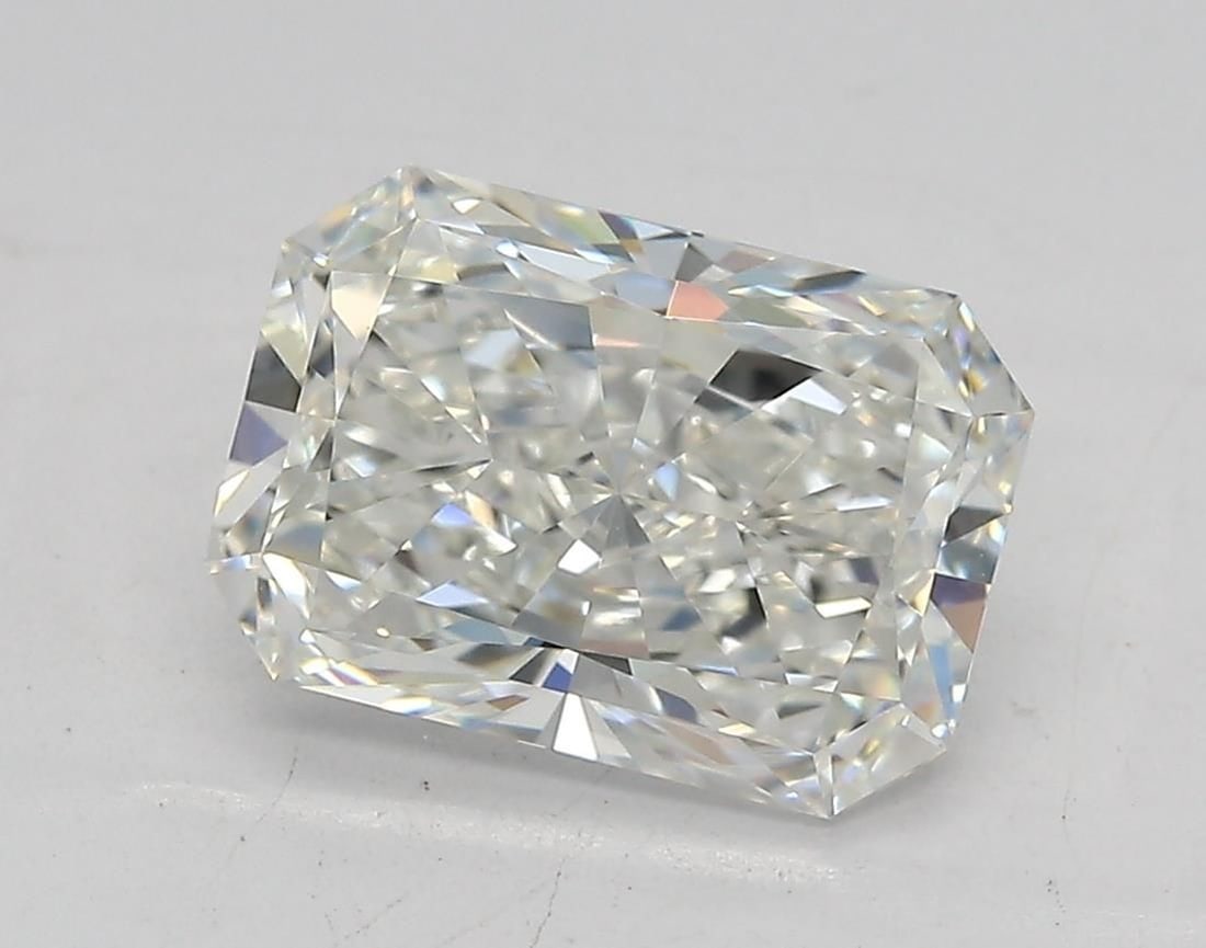 Loose Diamond - RADIANT 2.09ct E VS1: Loose Diamond - RADIANT 2.09ct E VS1 Source: This is a real non-mined Diamond that has been grown in a lab Shape: RADIANT Carats: 2.09 Color: E Clarity: VS1 Certification: IGI Video: Video Link The