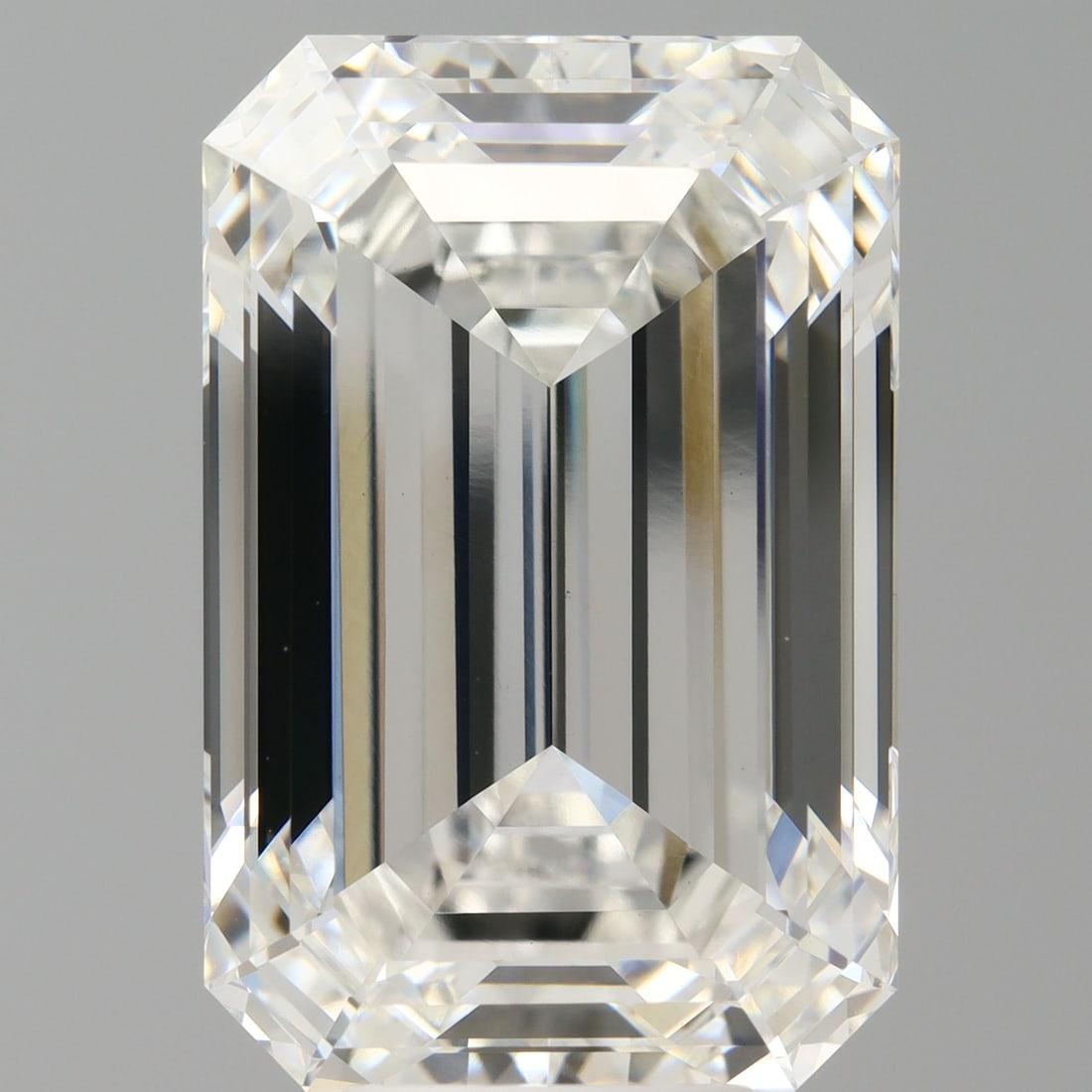 Loose Diamond - EMERALD 10.08ct F VVS2: Loose Diamond - EMERALD 10.08ct F VVS2 Source: This is a real non-mined Diamond that has been grown in a lab Shape: EMERALD Carats: 10.08 Color: F Clarity: VVS2 Certification: IGI Video: Video Link 