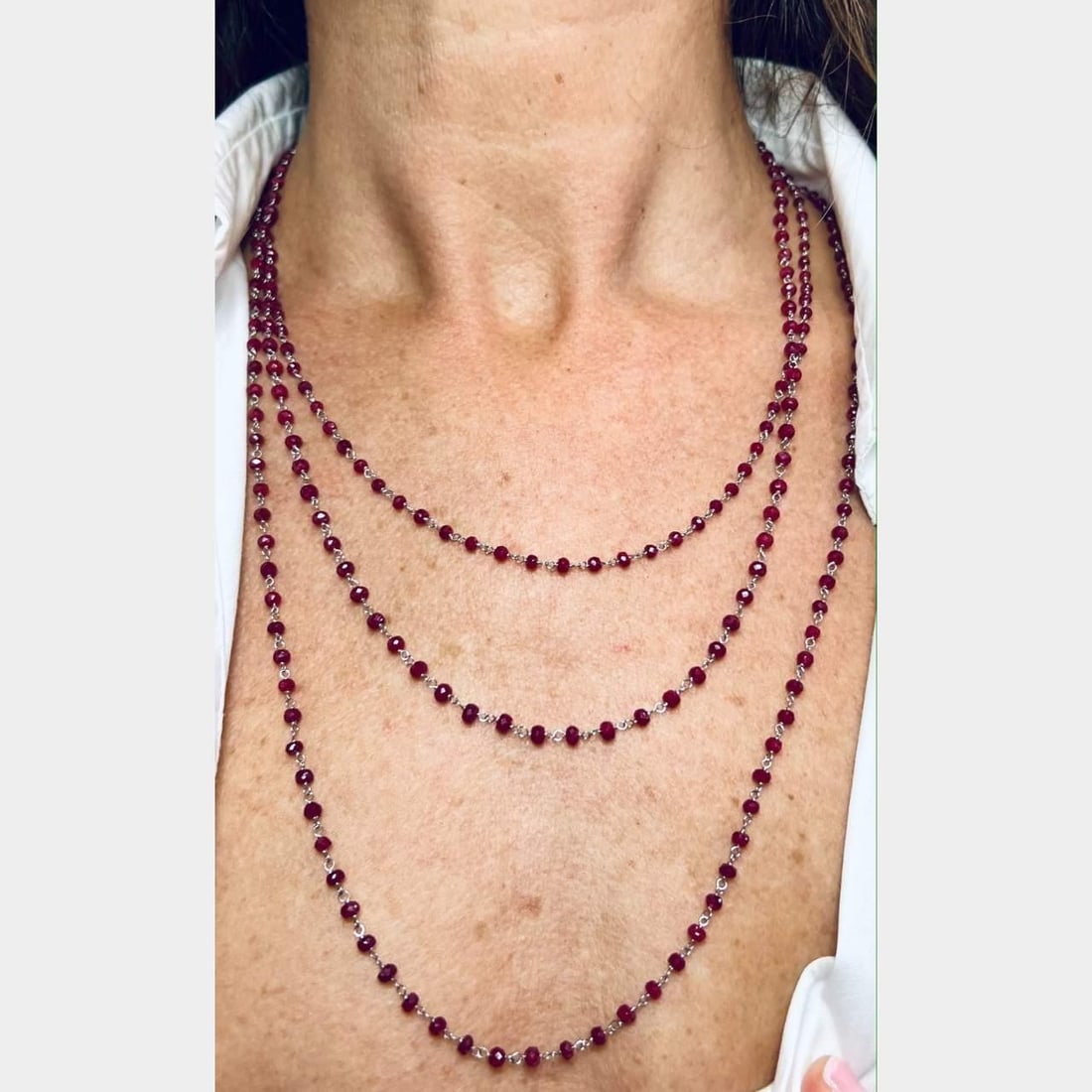 Stunning 41 Ct Platinum Ruby Briolette Necklace 28 Inch: Stunning 41 Ct Platinum Ruby Briolette Necklace 28 Inch This stunning Platinum Ruby Briolette Necklace features an exquisite array of ruby briolettes totaling approximately 41.00 carats. Crafted from