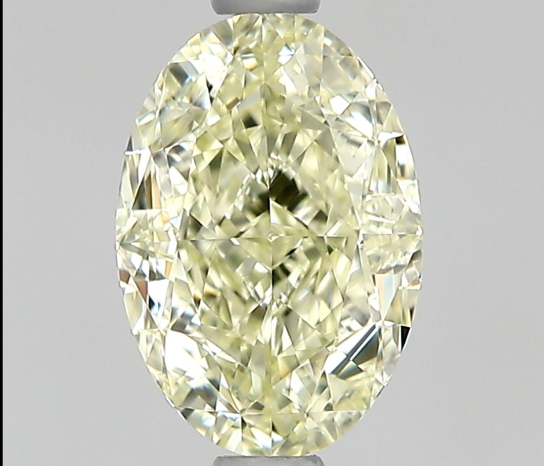 Loose Diamond - OVAL 0.63ct S-T IF: Loose Diamond - OVAL 0.63ct S-T IF Source: Natural Shape: OVAL Carats: 0.63 Color: S-T Certification: GIA Video: