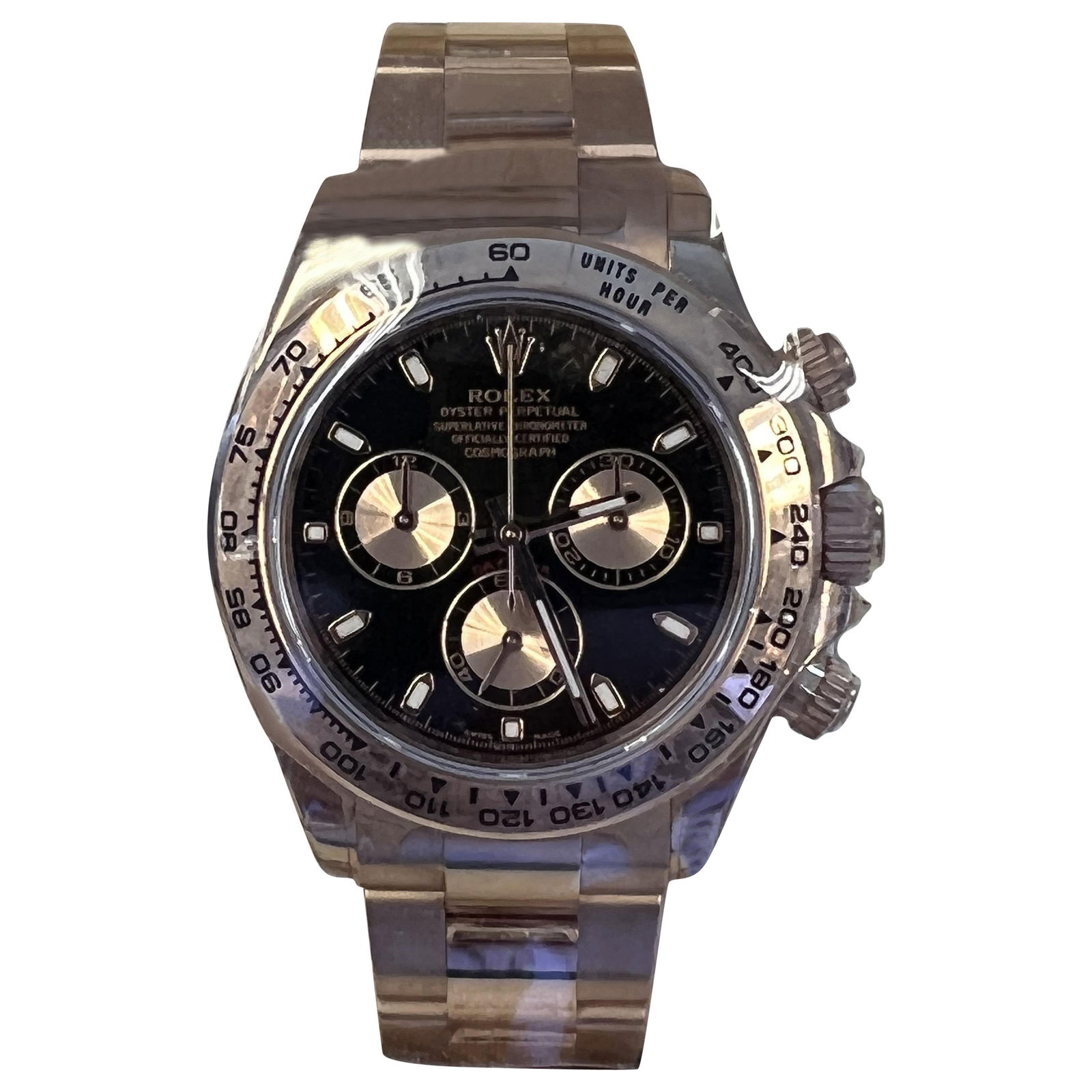 Rolex Daytona 116505 18k Rose Gold Black Dial Chronograph Box Papers: Rolex Daytona 116505 18k Rose Gold Black Dial Chronograph Box Papers This exquisite Rolex Daytona features a stunning black dial set in a luxurious 18k rose gold case. With an automatic movement and a