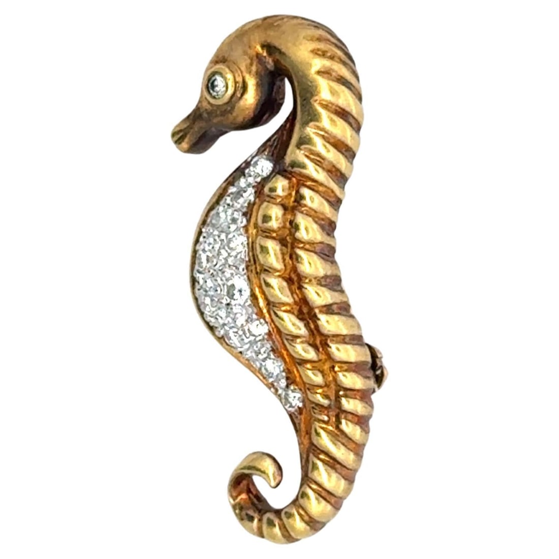Harbor Diamonds 18K Yellow Gold Diamond Seahorse Brooch 0.40 Carats: Harbor Diamonds 18K Yellow Gold Diamond Seahorse Brooch 0.40 Carats This exquisite Diamond Seahorse Pin Brooch is crafted in luxurious 18 karat yellow gold, showcasing a playful design that is both co