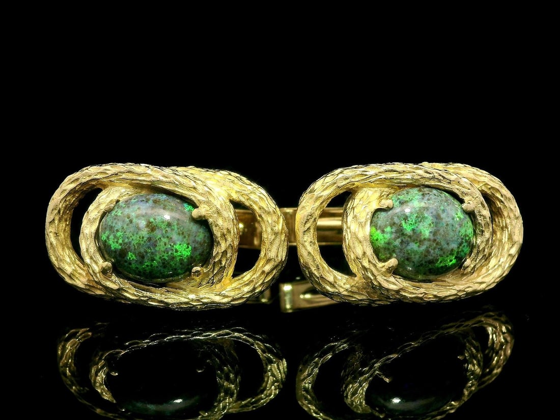 Vintage 14K Yellow Gold Knot Cufflinks with Natural Black Opal: Vintage 14K Yellow Gold Knot Cufflinks with Natural Black Opal This exquisite pair of cufflinks showcases vintage design and luxurious materials. Crafted from solid 13-14K yellow gold, these cufflinks