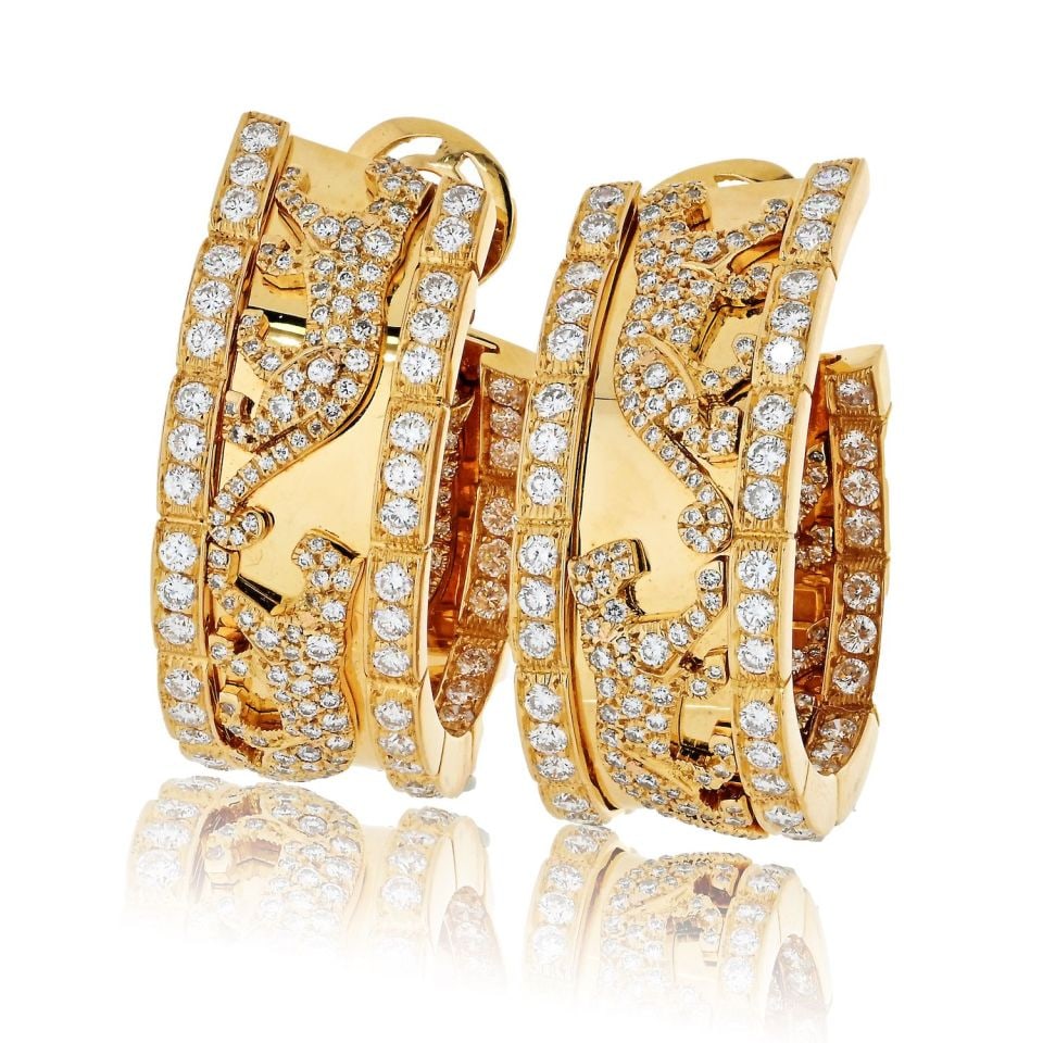 Cartier 18K Yellow Gold Panthere Diamond Earrings 7.5ct: Cartier 18K Yellow Gold Panthere Diamond Earrings 7.5ct Introducing these exquisite Cartier earrings crafted from luxurious 18K yellow gold. Each earring features a stunning total diamond weight of ap