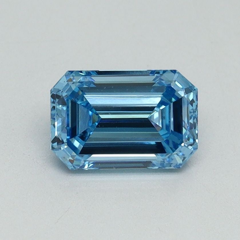 Loose Diamond - EMERALD 1.0ct Fancy Vivid Blue VS1: Loose Diamond - EMERALD 1.0ct Fancy Vivid Blue VS1 Source: This is a real non-mined Diamond that has been grown in a lab Shape: EMERALD Carats: 1.0 Color: Fancy Vivid Blue Certification: IGI Video: