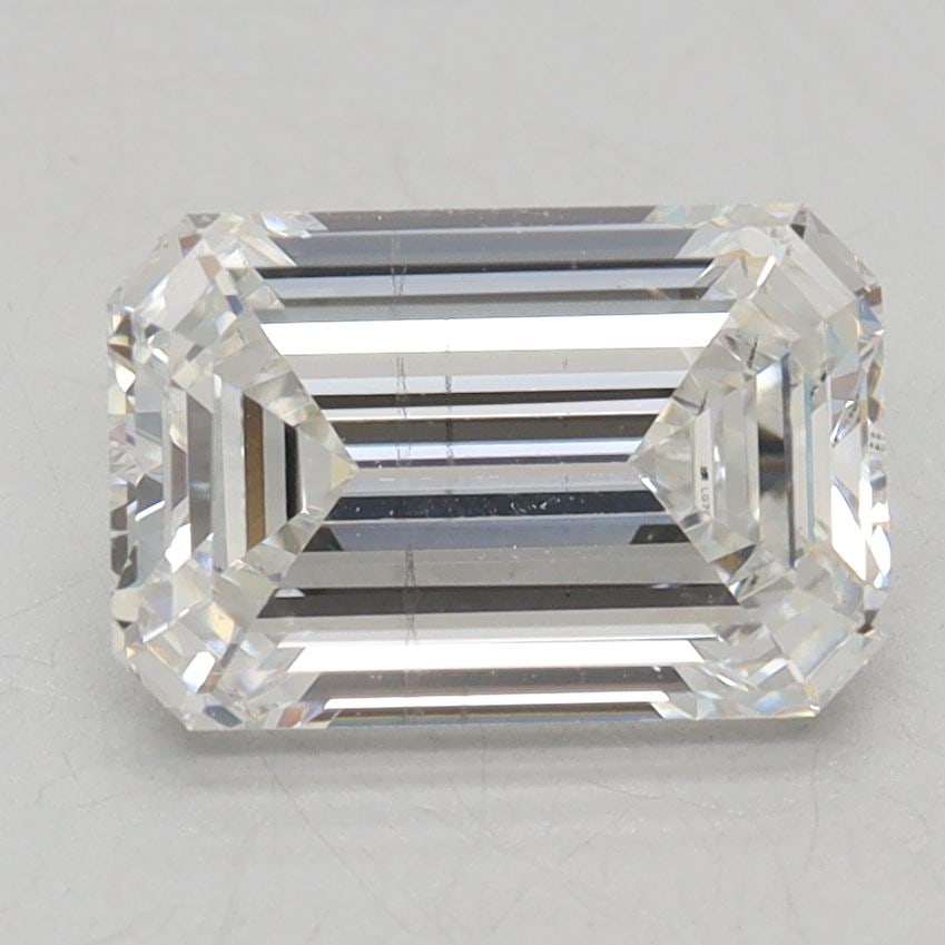 Loose Diamond - EMERALD 1.5ct E SI1: Loose Diamond - EMERALD 1.5ct E SI1 Source: This is a real non-mined Diamond that has been grown in a lab Shape: EMERALD Carats: 1.5 Color: E Clarity: SI1 Certification: IGI Video: Video Link The