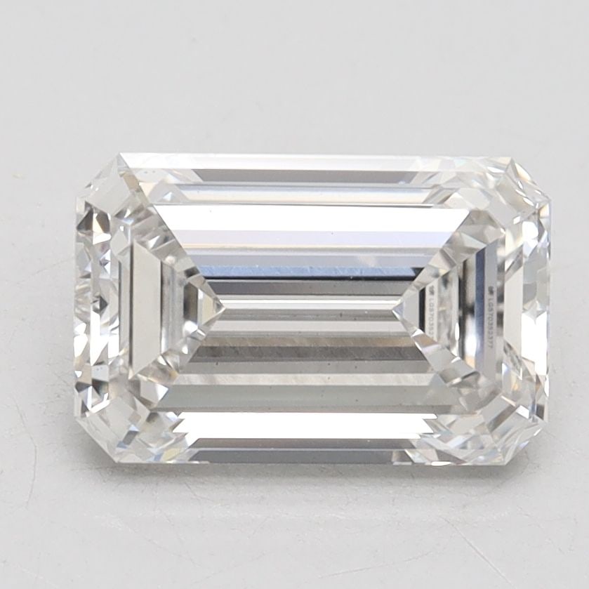 Loose Diamond - EMERALD 2.08ct G VS1: Loose Diamond - EMERALD 2.08ct G VS1 Source: This is a real non-mined Diamond that has been grown in a lab Shape: EMERALD Carats: 2.08 Color: G Clarity: VS1 Certification: IGI Video: