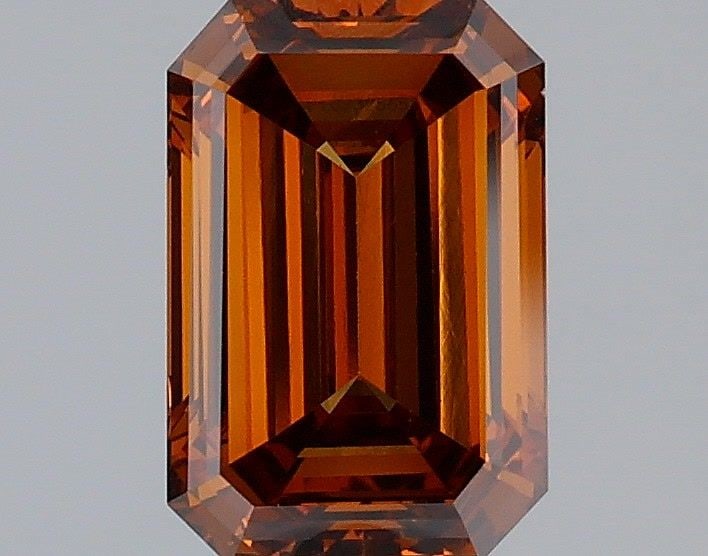 Loose Diamond - EMERALD 1.76ct Fancy Vivid Brownish Orange VVS2: Loose Diamond - EMERALD 1.76ct Fancy Vivid Brownish Orange VVS2 Source: This is a real non-mined Diamond that has been grown in a lab Shape: EMERALD Carats: 1.76 Color: Fancy Vivid Brownish Orange Cer