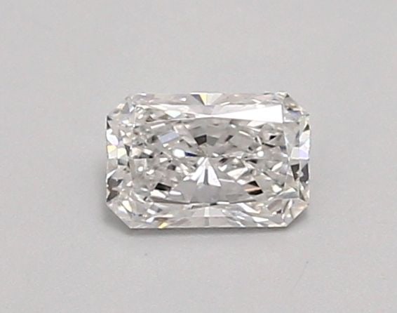 Loose Diamond - RADIANT 0.47ct E VS1: Loose Diamond - RADIANT 0.47ct E VS1 Source: This is a real non-mined Diamond that has been grown in a lab Shape: RADIANT Carats: 0.47 Color: E Clarity: VS1 Certification: IGI Video: Video Link The