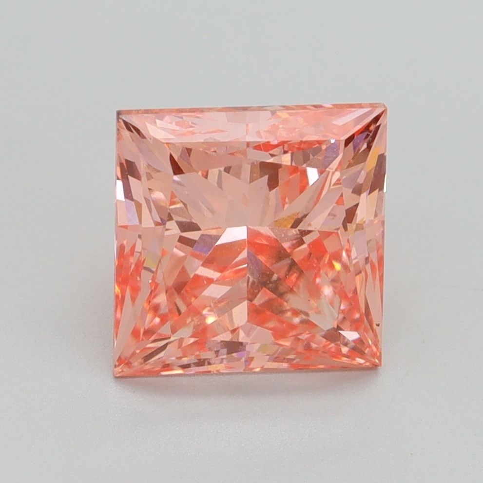 Loose Diamond - PRINCESS 2.78ct Fancy Vivid Pink SI1: Loose Diamond - PRINCESS 2.78ct Fancy Vivid Pink SI1 Source: This is a real non-mined Diamond that has been grown in a lab Shape: PRINCESS Carats: 2.78 Color: Fancy Vivid Pink Certification: IGI
