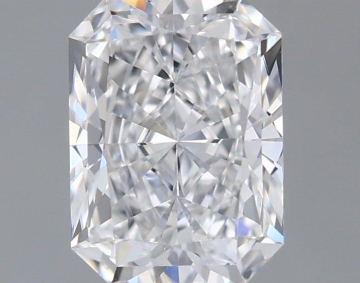 Loose Diamond - RADIANT 1.1ct D VS1: Loose Diamond - RADIANT 1.1ct D VS1 Source: This is a real non-mined Diamond that has been grown in a lab Shape: RADIANT Carats: 1.1 Color: D Clarity: VS1 Certification: IGI Video: Video Link The