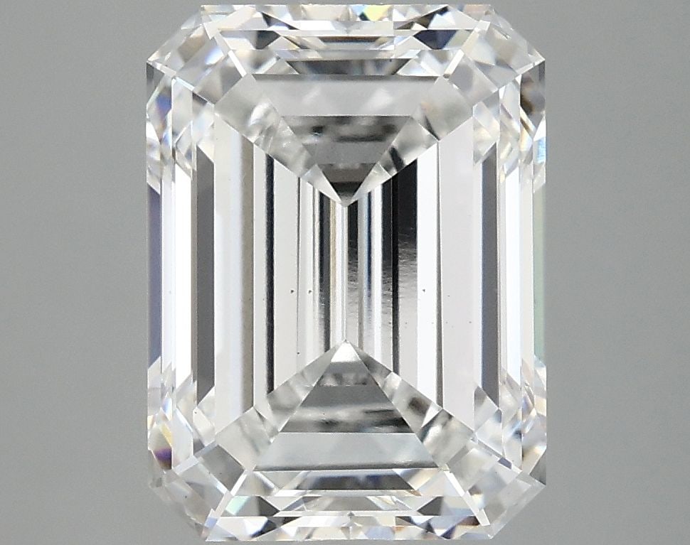Loose Diamond - EMERALD 5.1ct E VS1: Loose Diamond - EMERALD 5.1ct E VS1 Source: This is a real non-mined Diamond that has been grown in a lab Shape: EMERALD Carats: 5.1 Color: E Clarity: VS1 Certification: IGI Video: