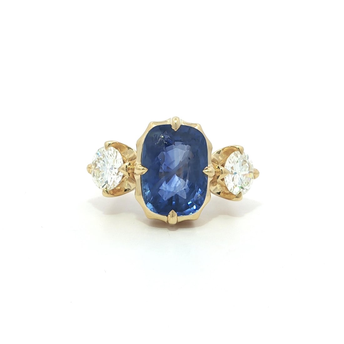 18k Yellow Gold GIA 10.98ct Blue Sapphire Diamond Cocktail Ring: 18k Yellow Gold GIA 10.98ct Blue Sapphire Diamond Cocktail Ring This exquisite cocktail ring features a stunning long cushion cut cornflower blue sapphire, weighing 8.93 carats, set in solid 18k yello