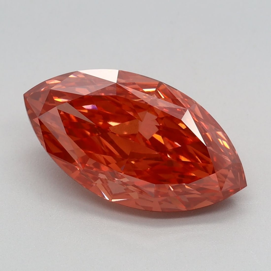 Loose Diamond - MARQUISE 2.97ct Fancy Vivid Pink VVS2: Loose Diamond - MARQUISE 2.97ct Fancy Vivid Pink VVS2 Source: This is a real non-mined Diamond that has been grown in a lab Shape: MARQUISE Carats: 2.97 Color: Fancy Vivid Pink Certification: IGI Vide