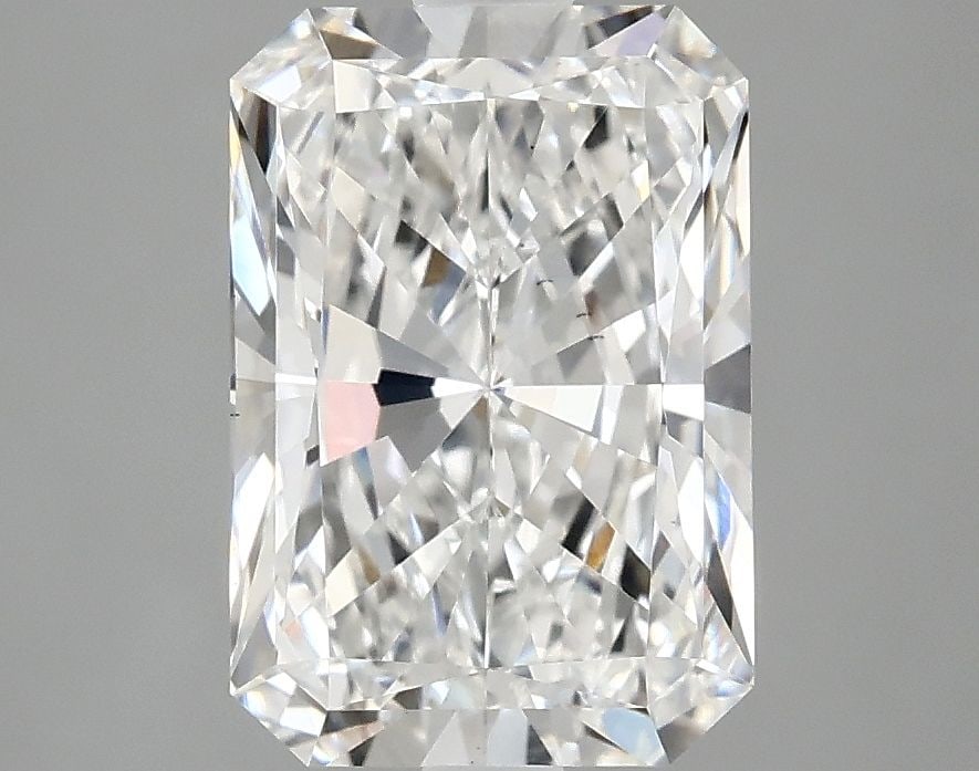 Loose Diamond - RADIANT 2.87ct E VS2: Loose Diamond - RADIANT 2.87ct E VS2 Source: This is a real non-mined Diamond that has been grown in a lab Shape: RADIANT Carats: 2.87 Color: E Clarity: VS2 Certification: IGI Video: Video Link The