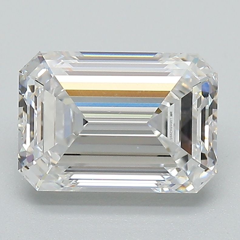 Loose Diamond - EMERALD 2.57ct D VS1: Loose Diamond - EMERALD 2.57ct D VS1 Source: This is a real non-mined Diamond that has been grown in a lab Shape: EMERALD Carats: 2.57 Color: D Clarity: VS1 Certification: IGI Video: