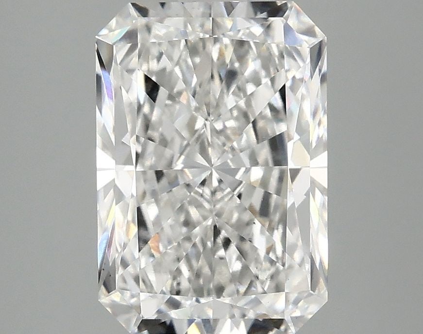 Loose Diamond - RADIANT 2.93ct F VS2: Loose Diamond - RADIANT 2.93ct F VS2 Source: This is a real non-mined Diamond that has been grown in a lab Shape: RADIANT Carats: 2.93 Color: F Clarity: VS2 Certification: IGI Video: Video Link The
