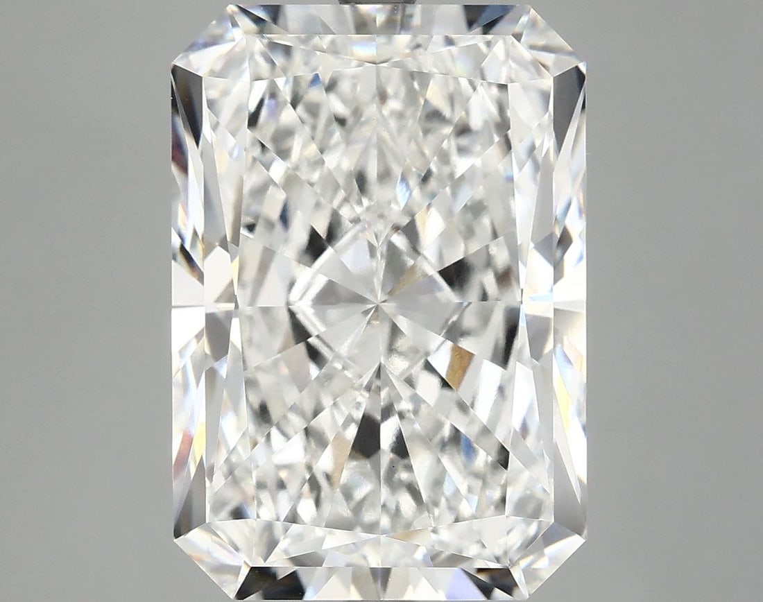 Loose Diamond - RADIANT 9.04ct F VVS2: Loose Diamond - RADIANT 9.04ct F VVS2 Source: This is a real non-mined Diamond that has been grown in a lab Shape: RADIANT Carats: 9.04 Color: F Clarity: VVS2 Certification: IGI Video: Video Link 