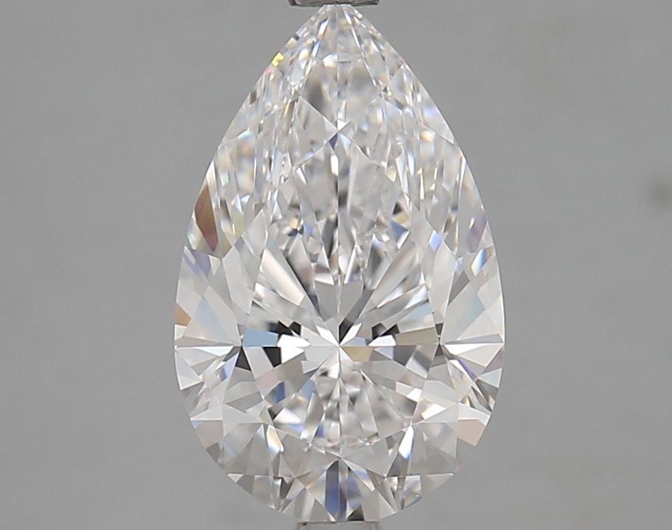 Loose Diamond - PEAR 3.01ct D VVS2: Loose Diamond - PEAR 3.01ct D VVS2 Source: This is a real non-mined Diamond that has been grown in a lab Shape: PEAR Carats: 3.01 Color: D Clarity: VVS2 Certification: GIA Video: Video Link The