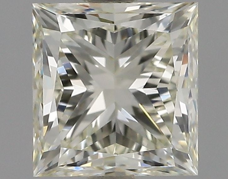 Loose Diamond - PRINCESS 1.01ct O-P VVS2: Loose Diamond - PRINCESS 1.01ct O-P VVS2 Source: Natural Shape: PRINCESS Carats: 1.01 Color: O-P Certification: GIA Video: