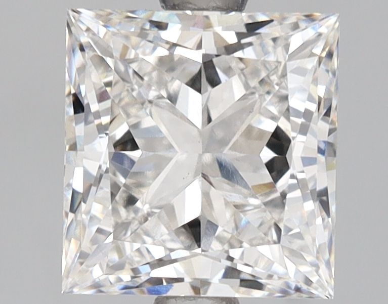 Loose Diamond - PRINCESS 2.24ct E VS1: Loose Diamond - PRINCESS 2.24ct E VS1 Source: This is a real non-mined Diamond that has been grown in a lab Shape: PRINCESS Carats: 2.24 Color: E Clarity: VS1 Certification: IGI Video: Video Link 