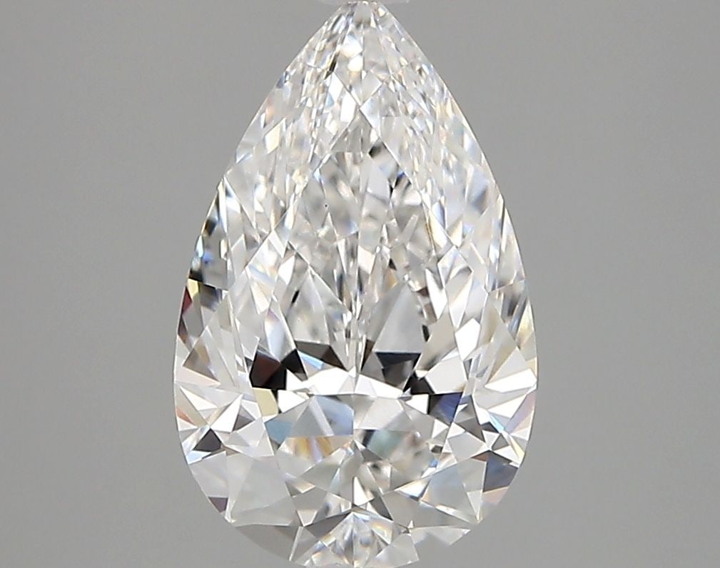 Loose Diamond - PEAR 2.24ct D VVS2: Loose Diamond - PEAR 2.24ct D VVS2 Source: This is a real non-mined Diamond that has been grown in a lab Shape: PEAR Carats: 2.24 Color: D Clarity: VVS2 Certification: IGI Video: Video Link The
