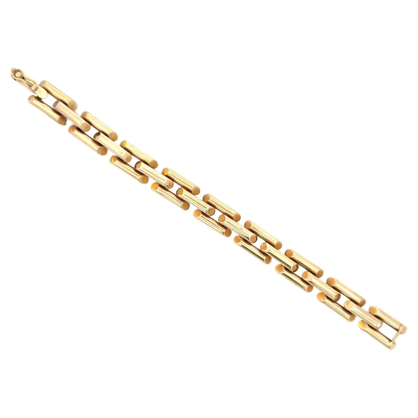 Harbor Diamonds 14K Yellow Gold Tank Motif Bracelet 26g 7.5in Contemporary: Harbor Diamonds 14K Yellow Gold Tank Motif Bracelet 26g 7.5in Contemporary This exquisite 14 Karat Yellow Gold Tank Motif Bracelet is a stunning piece of contemporary jewelry. Weighing 26 grams, it fe