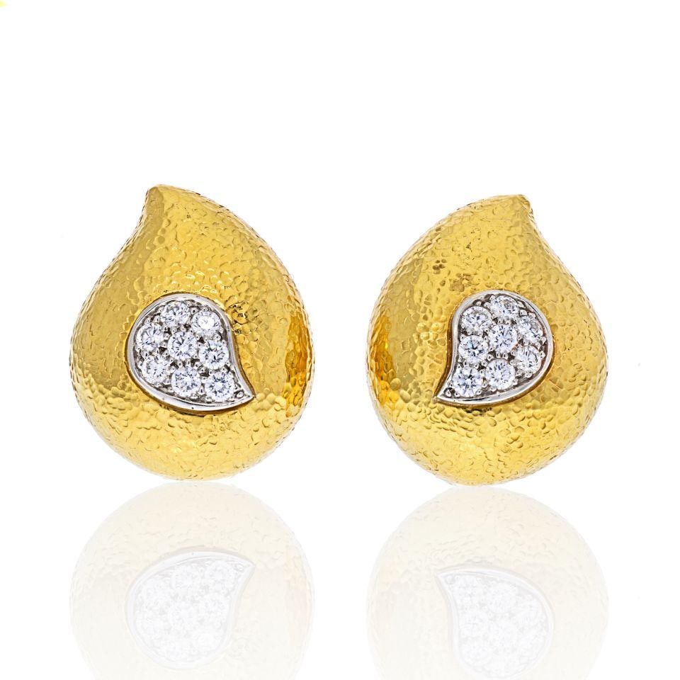 David Webb 18K Yellow Gold Platinum Teardrop Diamond Earrings: David Webb 18K Yellow Gold Platinum Teardrop Diamond Earrings Introducing exquisite David Webb earrings crafted from a luxurious combination of platinum and 18K yellow gold. These stunning teardrop ea