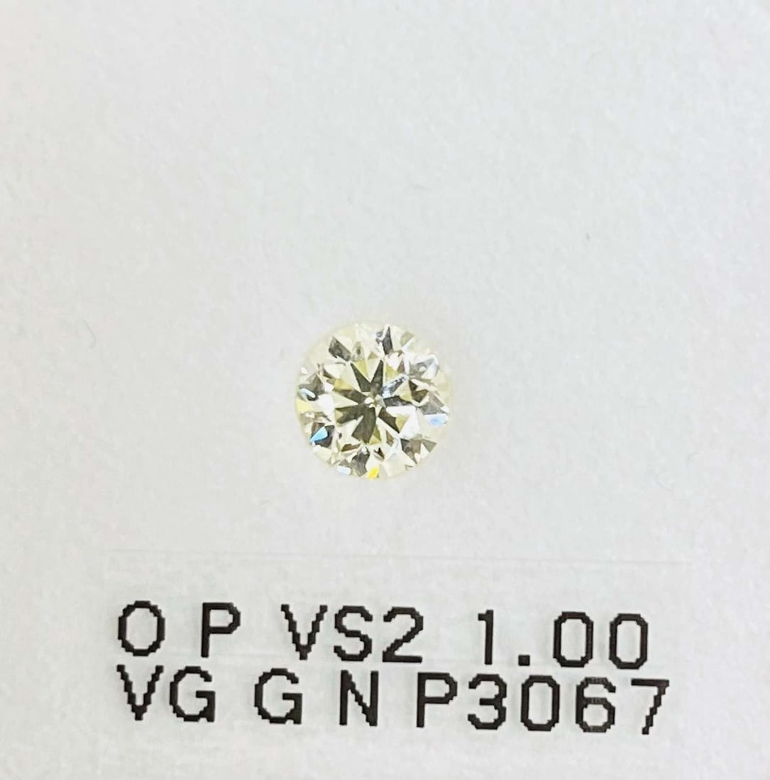 Loose Diamond - ROUND 1.0ct O-P VS2: Loose Diamond - ROUND 1.0ct O-P VS2 Source: Natural Shape: ROUND Carats: 1.0 Color: O-P Certification: GIA Video: