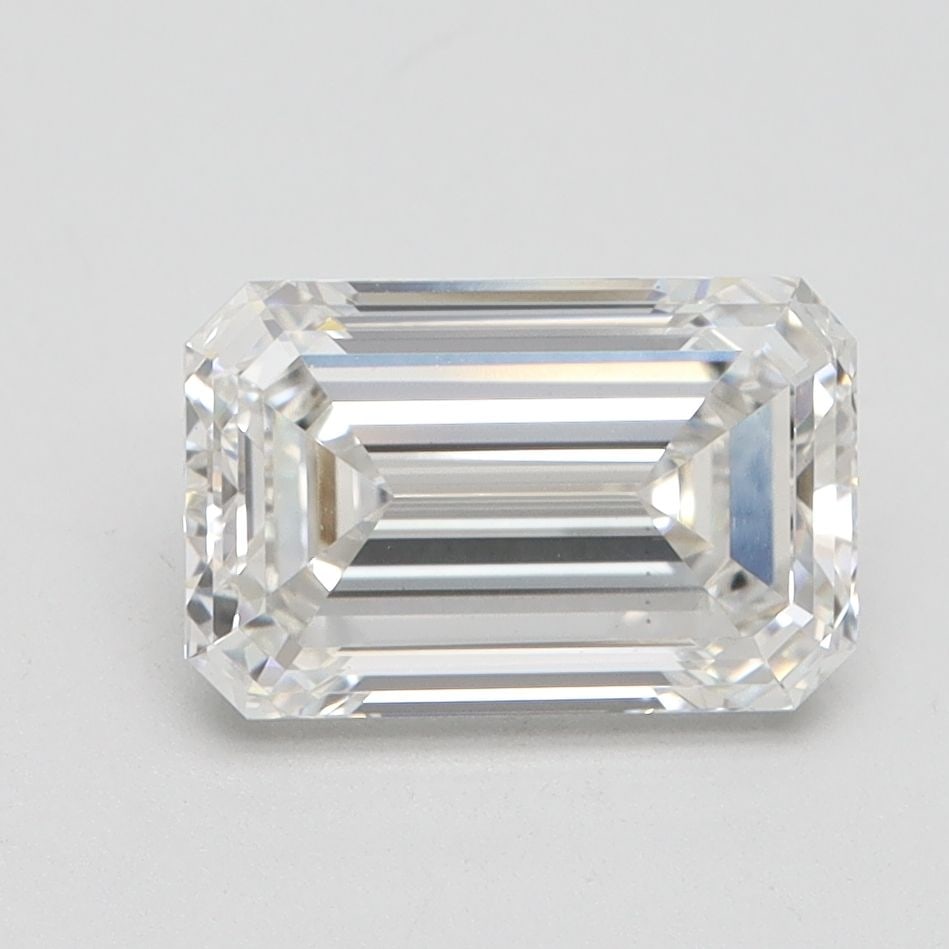 Loose Diamond - EMERALD 2.14ct G VS1: Loose Diamond - EMERALD 2.14ct G VS1 Source: This is a real non-mined Diamond that has been grown in a lab Shape: EMERALD Carats: 2.14 Color: G Clarity: VS1 Certification: IGI Video: Video Link The