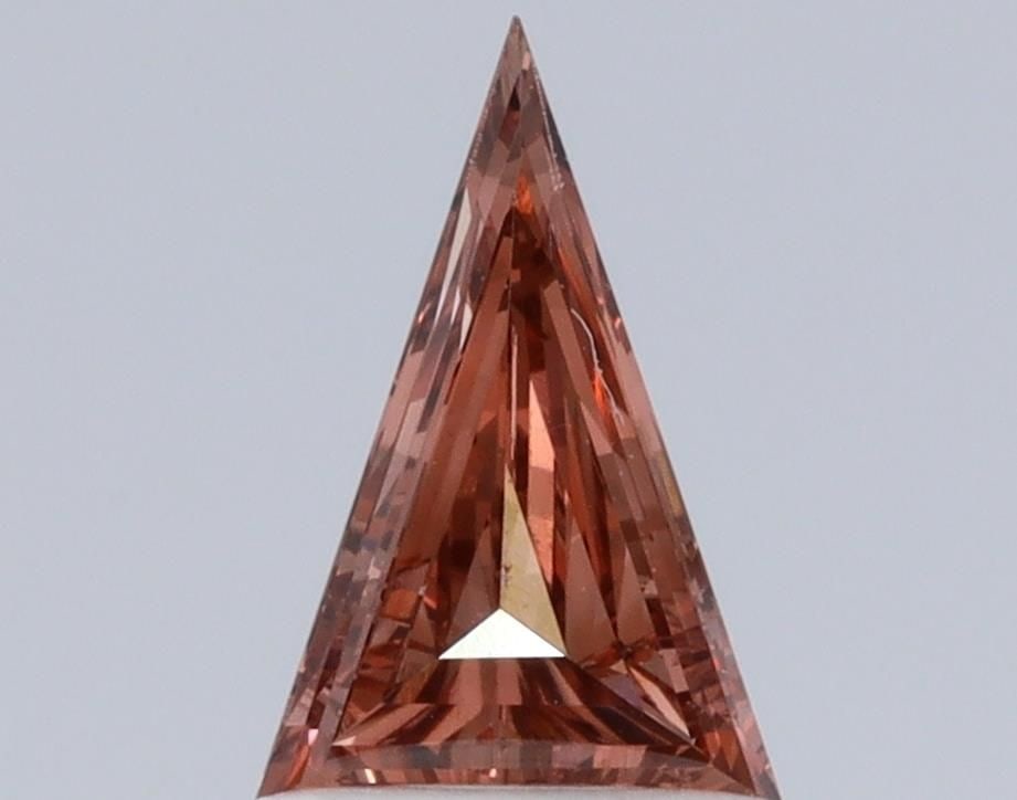 Loose Diamond - KITE 0.61ct Brown VS1: Loose Diamond - KITE 0.61ct Brown VS1 Source: This is a real non-mined Diamond that has been grown in a lab Shape: KITE Carats: 0.61 Color: Brown Certification: NONE Video: