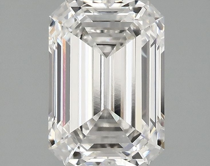 Loose Diamond - EMERALD 2.1ct E VVS2: Loose Diamond - EMERALD 2.1ct E VVS2 Source: This is a real non-mined Diamond that has been grown in a lab Shape: EMERALD Carats: 2.1 Color: E Clarity: VVS2 Certification: IGI Video:
