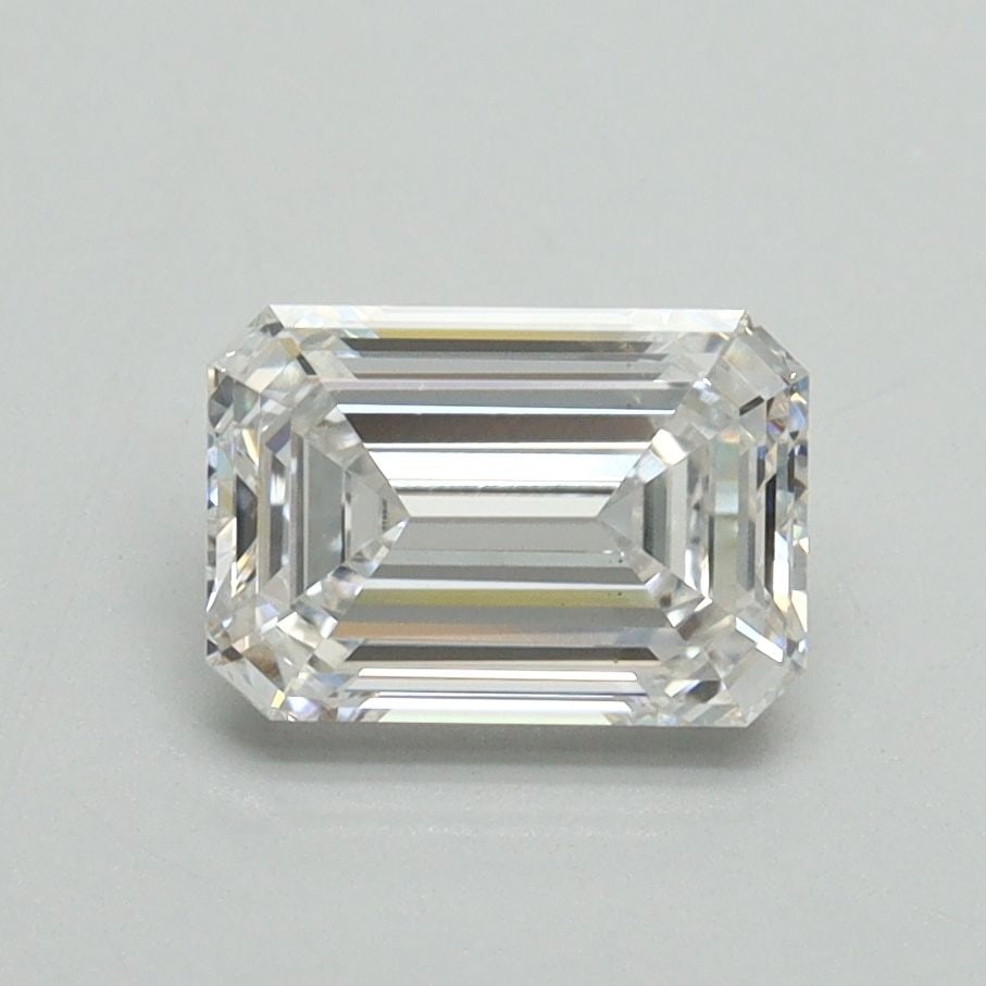 Loose Diamond - EMERALD 1.29ct E VS1: Loose Diamond - EMERALD 1.29ct E VS1 Source: This is a real non-mined Diamond that has been grown in a lab Shape: EMERALD Carats: 1.29 Color: E Clarity: VS1 Certification: IGI Video: