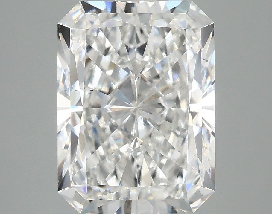 Loose Diamond - RADIANT 3.75ct F VS2: Loose Diamond - RADIANT 3.75ct F VS2 Source: This is a real non-mined Diamond that has been grown in a lab Shape: RADIANT Carats: 3.75 Color: F Clarity: VS2 Certification: IGI Video: Video Link The