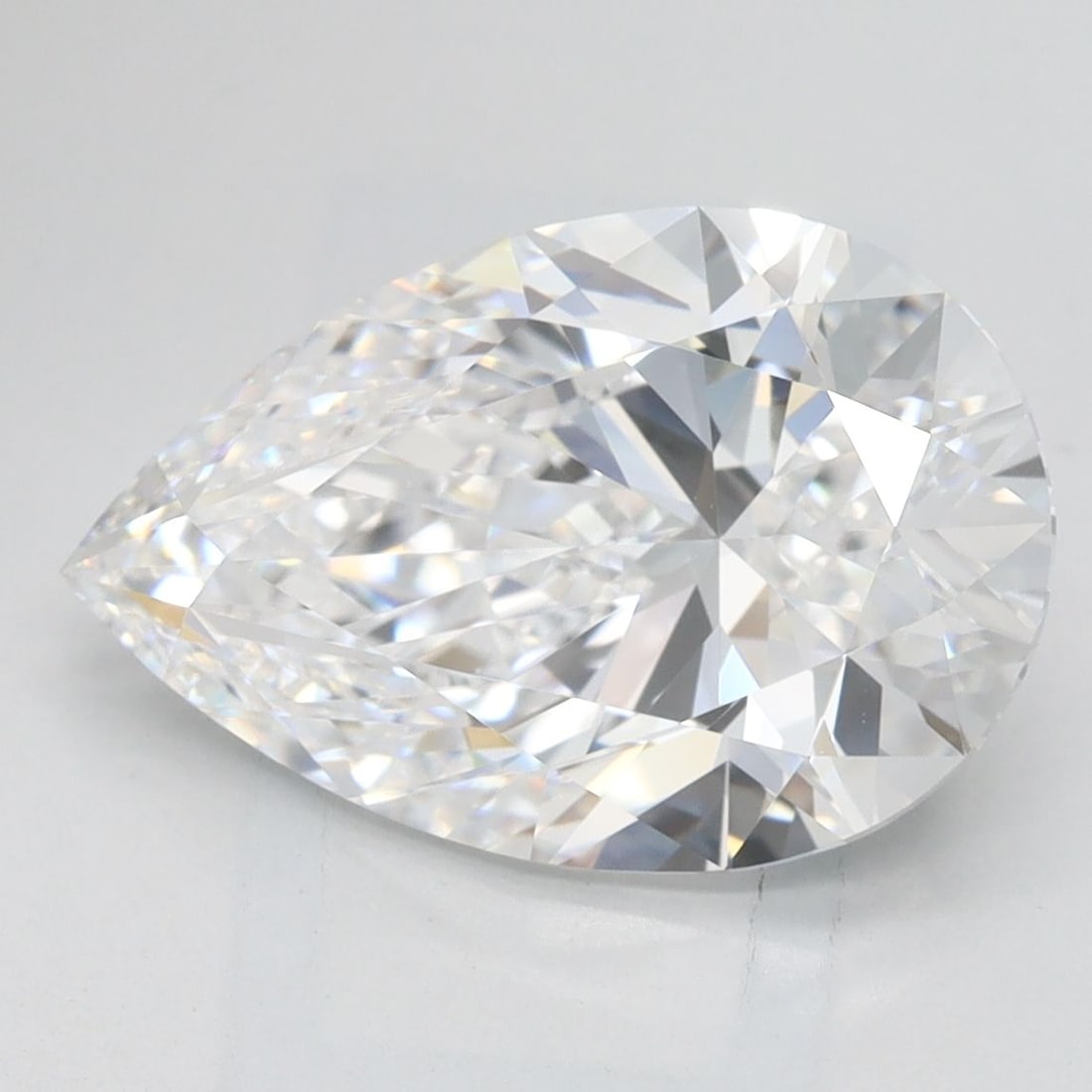 Loose Diamond - PEAR 3.34ct D VVS1: Loose Diamond - PEAR 3.34ct D VVS1 Source: This is a real non-mined Diamond that has been grown in a lab Shape: PEAR Carats: 3.34 Color: D Clarity: VVS1 Certification: GIA Video: