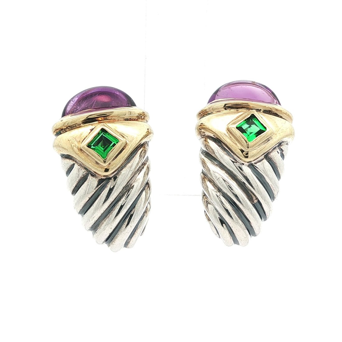 David Yurman 14k Gold Amethyst Green Stone Cable Earrings: David Yurman 14k Gold Amethyst Green Stone Cable Earrings Elevate your style with these stunning David Yurman earrings, featuring a captivating design that combines luxurious materials and vibrant sto
