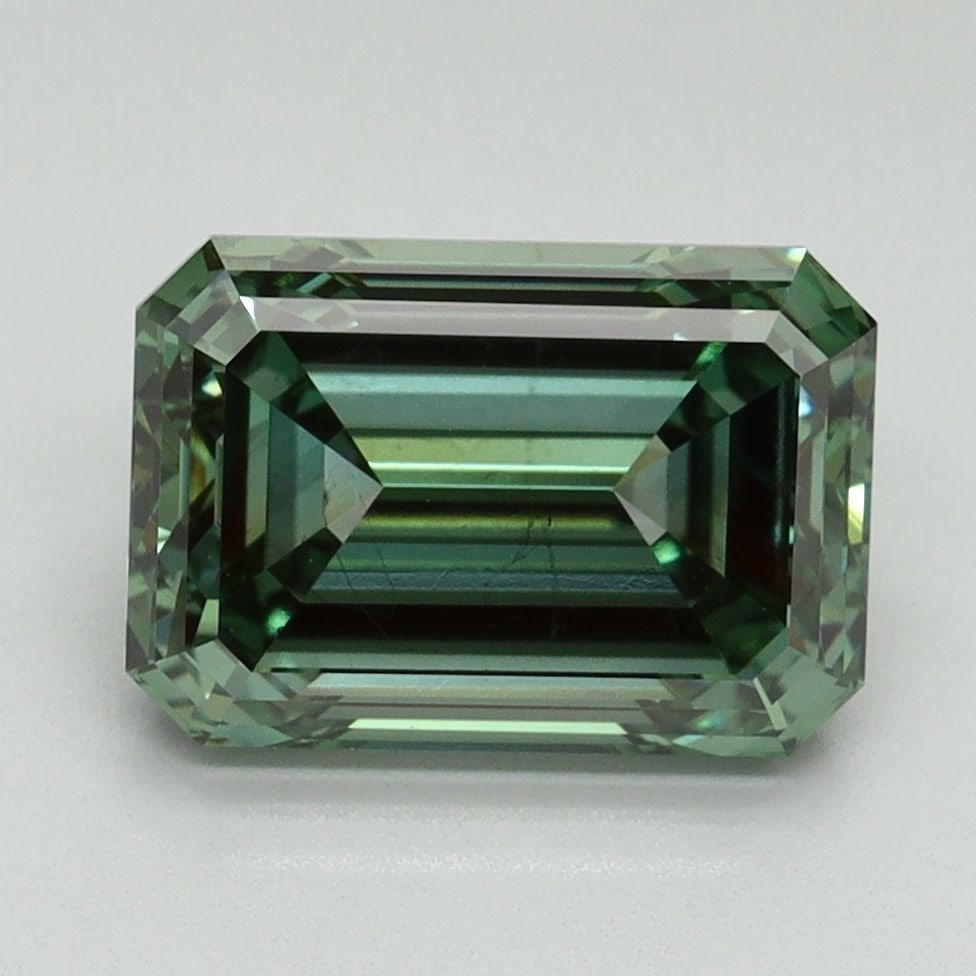 Loose Diamond - EMERALD 3.13ct Fancy Vivid Green SI1: Loose Diamond - EMERALD 3.13ct Fancy Vivid Green SI1 Source: This is a real non-mined Diamond that has been grown in a lab Shape: EMERALD Carats: 3.13 Color: Fancy Vivid Green Certification: IGI Video