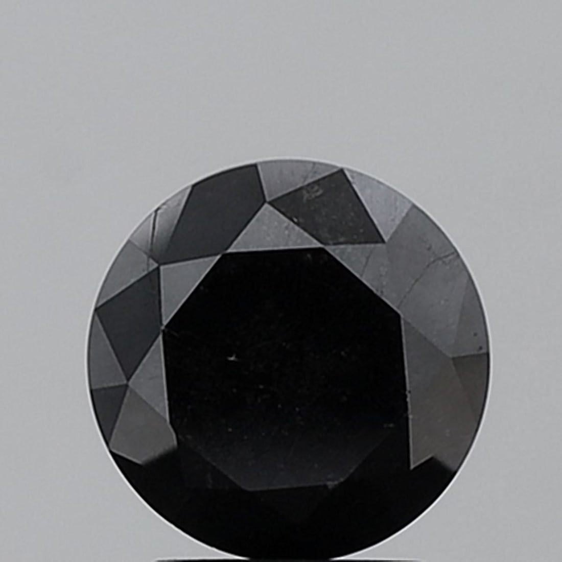 Loose Diamond - ROUND 2.74ct Fancy Black VS1: Loose Diamond - ROUND 2.74ct Fancy Black VS1 Source: Natural Shape: ROUND Carats: 2.74 Color: Fancy Black Certification: NONE Video: Video Link The Diamond Depot Guarantee: All items in this