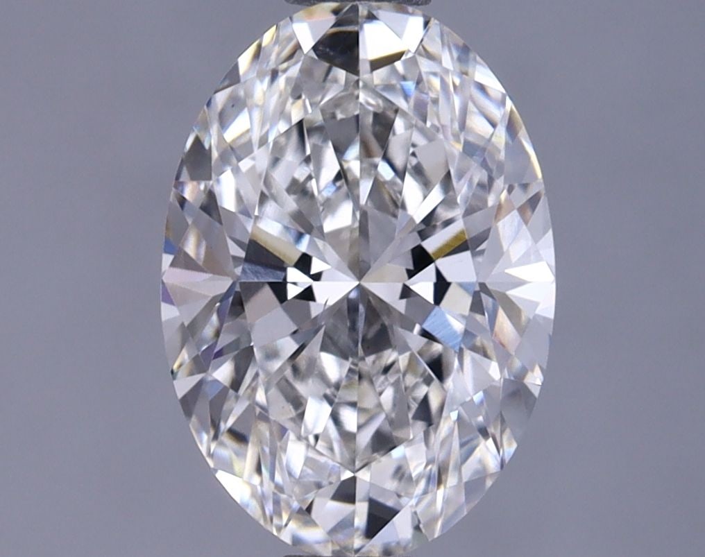 Loose Diamond - OVAL 1.36ct E VS2: Loose Diamond - OVAL 1.36ct E VS2 Source: This is a real non-mined Diamond that has been grown in a lab Shape: OVAL Carats: 1.36 Color: E Clarity: VS2 Certification: IGI Video: Video Link The
