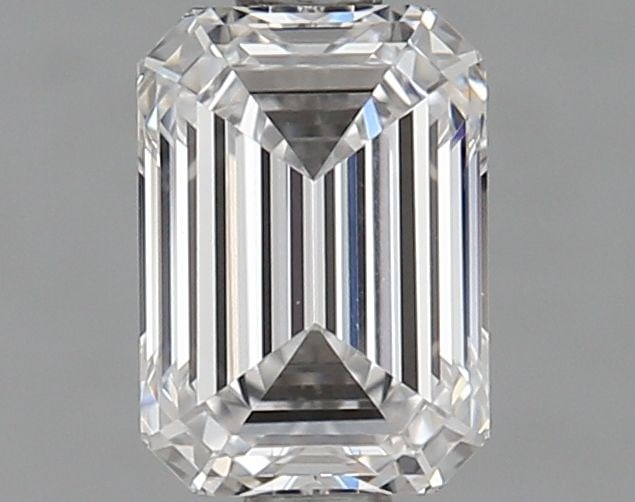 Loose Diamond - EMERALD 0.92ct G VVS2: Loose Diamond - EMERALD 0.92ct G VVS2 Source: This is a real non-mined Diamond that has been grown in a lab Shape: EMERALD Carats: 0.92 Color: G Clarity: VVS2 Certification: IGI Video: Video Link 