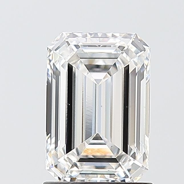 Loose Diamond - EMERALD 1.6ct E VS1: Loose Diamond - EMERALD 1.6ct E VS1 Source: This is a real non-mined Diamond that has been grown in a lab Shape: EMERALD Carats: 1.6 Color: E Clarity: VS1 Certification: IGI Video: