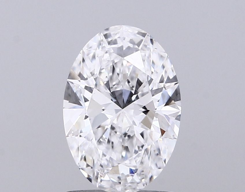 Loose Diamond - OVAL 1.57ct D VS1: Loose Diamond - OVAL 1.57ct D VS1 Source: This is a real non-mined Diamond that has been grown in a lab Shape: OVAL Carats: 1.57 Color: D Clarity: VS1 Certification: IGI Video: Video Link The