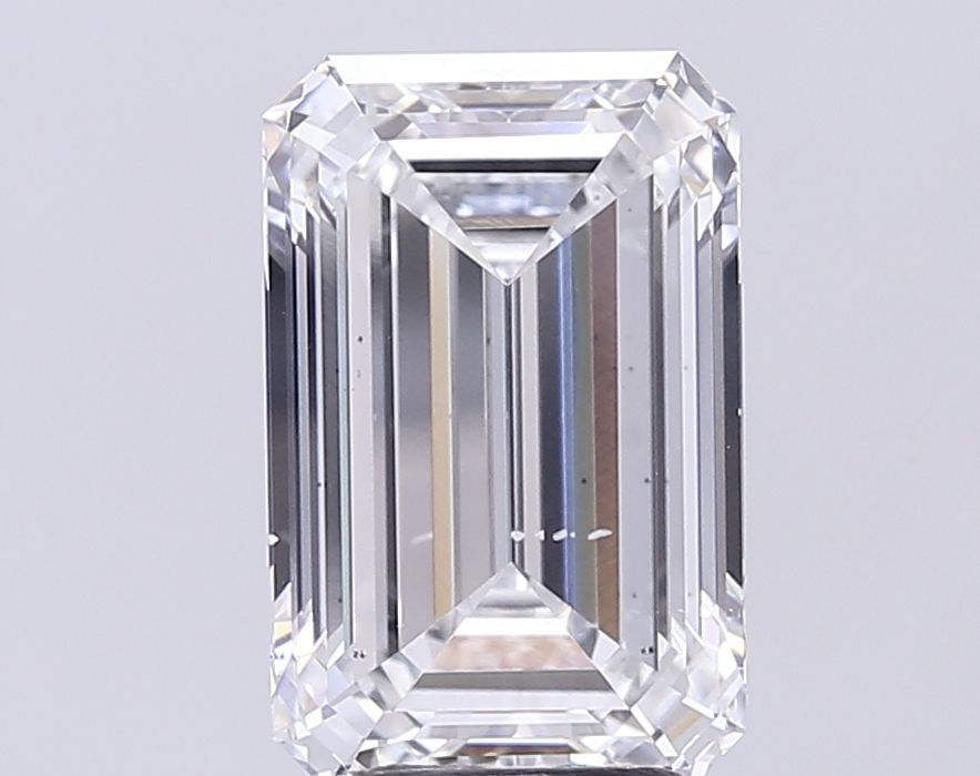 Loose Diamond - EMERALD 5.0ct E VS2: Loose Diamond - EMERALD 5.0ct E VS2 Source: This is a real non-mined Diamond that has been grown in a lab Shape: EMERALD Carats: 5.0 Color: E Clarity: VS2 Certification: IGI Video: Video Link The