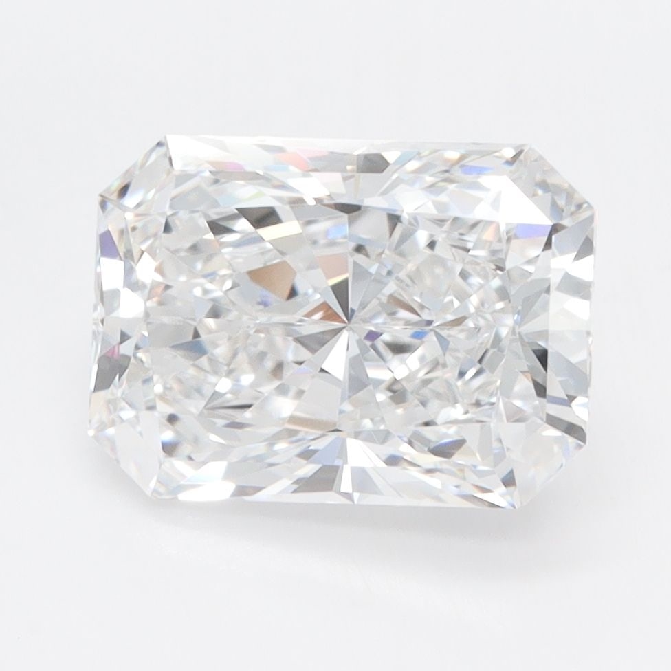 Loose Diamond - RADIANT 3.09ct D IF: Loose Diamond - RADIANT 3.09ct D IF Source: This is a real non-mined Diamond that has been grown in a lab Shape: RADIANT Carats: 3.09 Color: D Clarity: IF Certification: IGI Video: