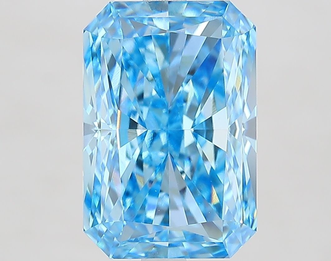 Loose Diamond - RADIANT 5.42ct Fancy Vivid Blue VVS2: Loose Diamond - RADIANT 5.42ct Fancy Vivid Blue VVS2 Source: This is a real non-mined Diamond that has been grown in a lab Shape: RADIANT Carats: 5.42 Color: Fancy Vivid Blue Certification: IGI Video: