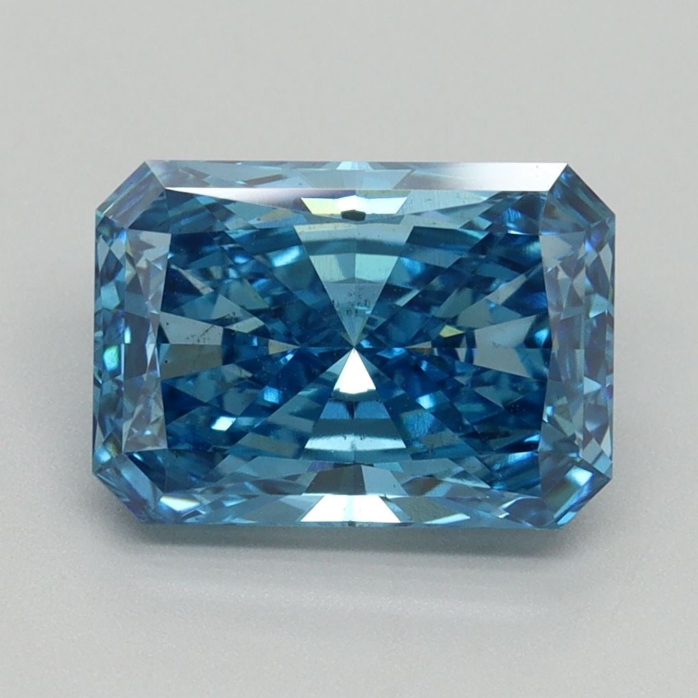 Loose Diamond - RADIANT 3.03ct Fancy Vivid Blue VS2: Loose Diamond - RADIANT 3.03ct Fancy Vivid Blue VS2 Source: This is a real non-mined Diamond that has been grown in a lab Shape: RADIANT Carats: 3.03 Color: Fancy Vivid Blue Certification: IGI Video: