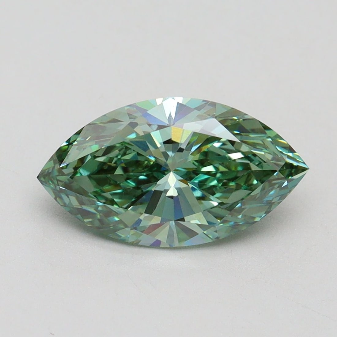 Loose Diamond - MARQUISE 2.03ct Fancy Vivid Green VS2: Loose Diamond - MARQUISE 2.03ct Fancy Vivid Green VS2 Source: This is a real non-mined Diamond that has been grown in a lab Shape: MARQUISE Carats: 2.03 Color: Fancy Vivid Green Certification: IGI Vid