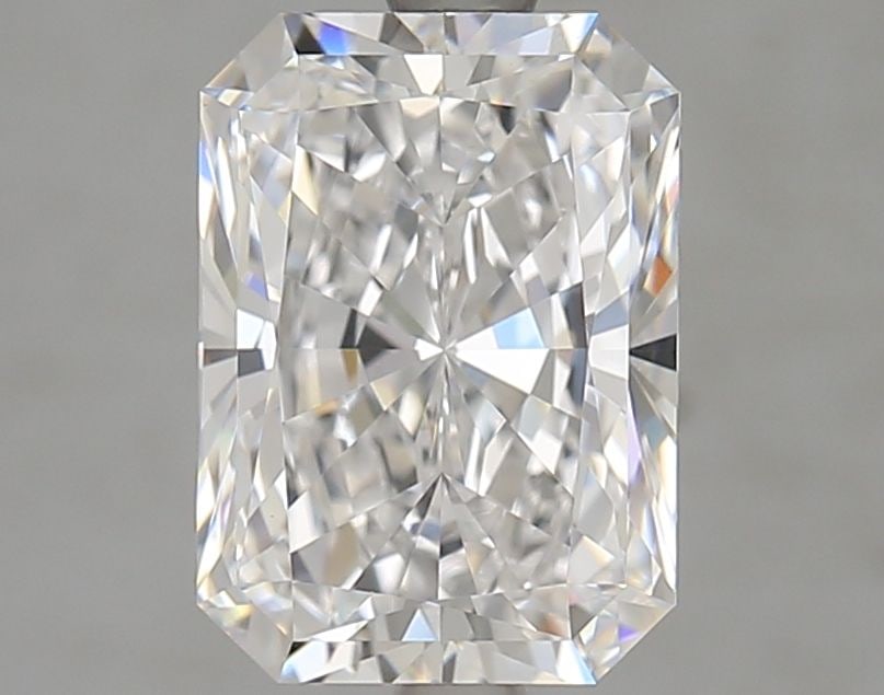 Loose Diamond - RADIANT 3.02ct D VVS2: Loose Diamond - RADIANT 3.02ct D VVS2 Source: This is a real non-mined Diamond that has been grown in a lab Shape: RADIANT Carats: 3.02 Color: D Clarity: VVS2 Certification: GIA Video: Video Link 